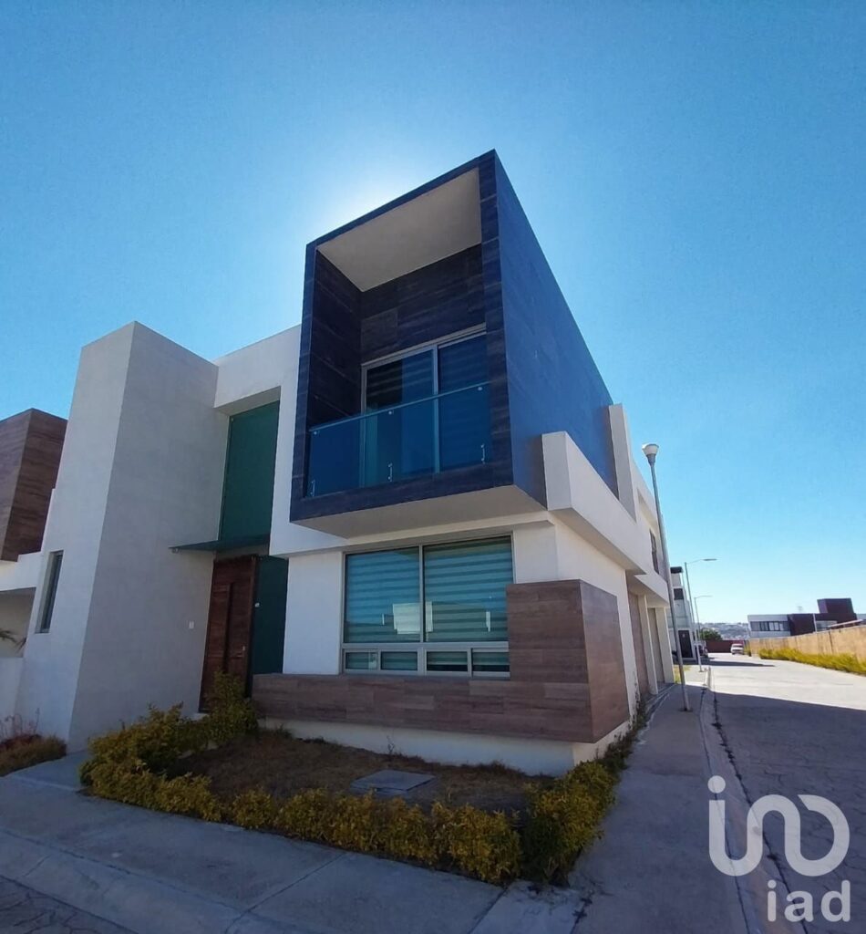 Se vende casa en Fracc Villa Elisa , Zona Plateada, Pachuca, Hidalgo