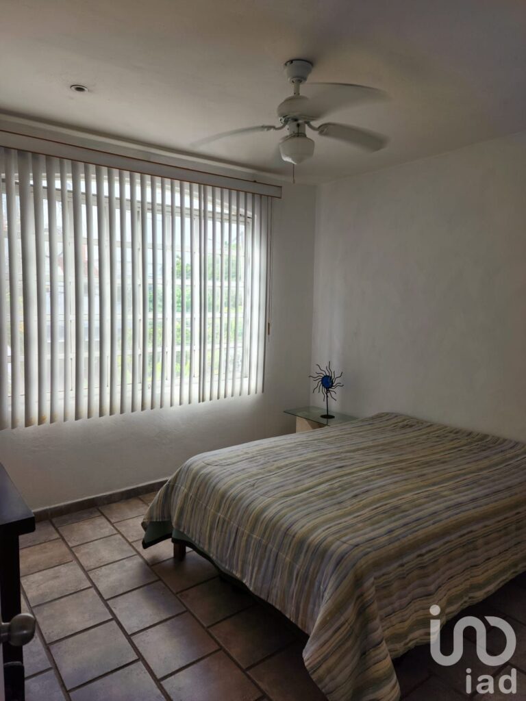 Casa en venta 5 hab. 2.5 baños 1 estacionamiento  a 5 minutos de plaza las Americas Cancún