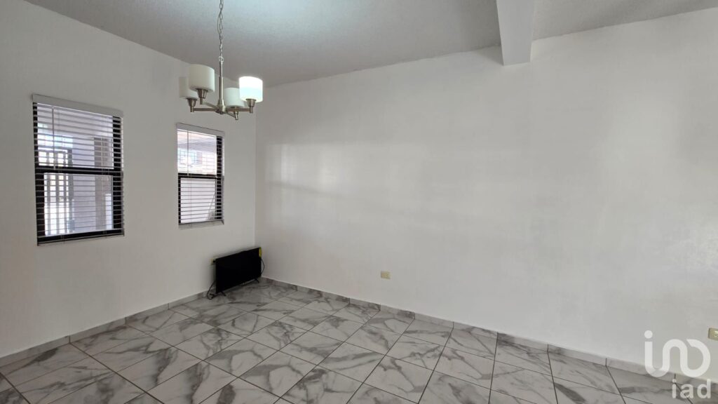 CASA DE 3 RECAMARAS EN VENTA, CANTO DE VERONA, CD JUAREZ