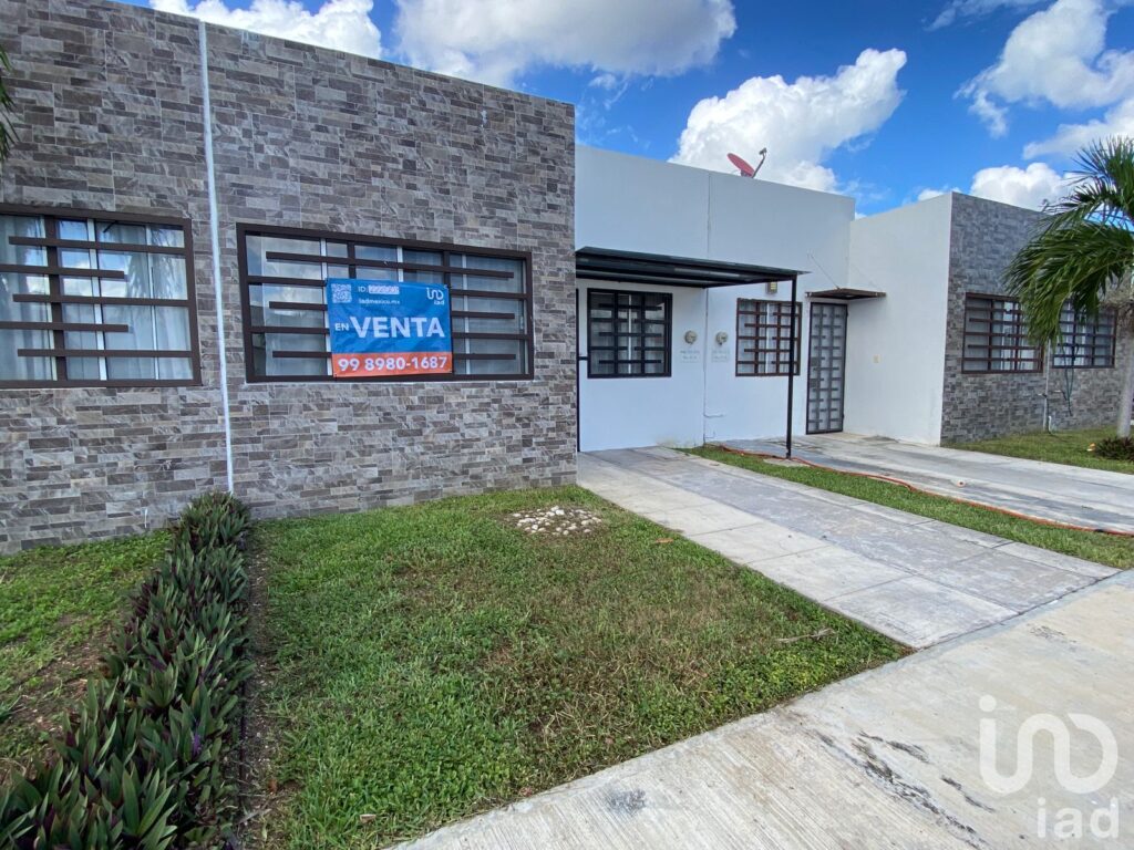 CASA EN VENTA  2 RECAMARAS EN EL SUR CANCUN QUINTANA ROO