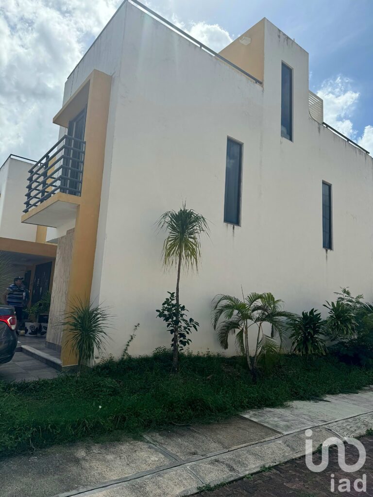 CASA EN CENTRO CANCUN ,YIKAL CANCUN