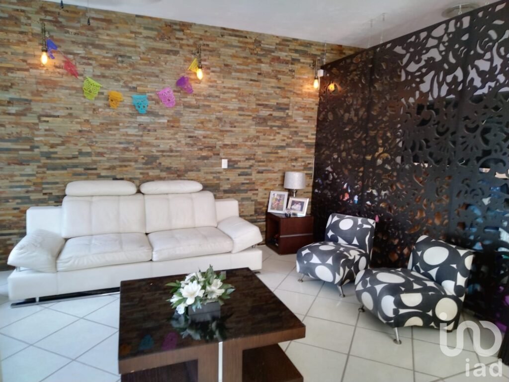 CASA EN RENTA EN JIUTEPEC MORELOS