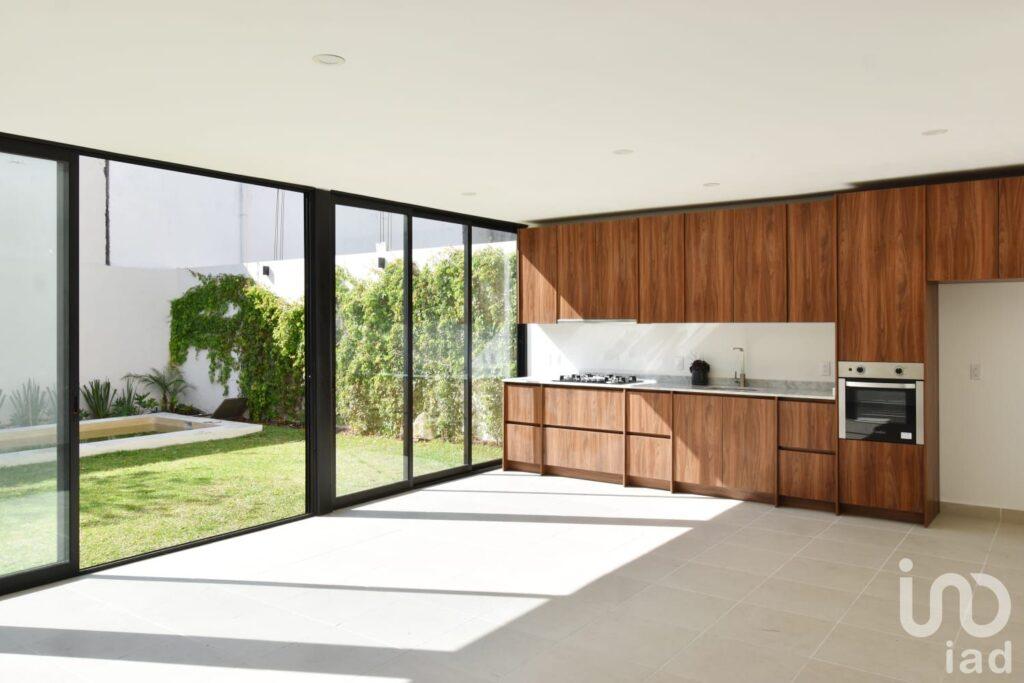 Casa en Venta  Burgos con Jardin y Alberca