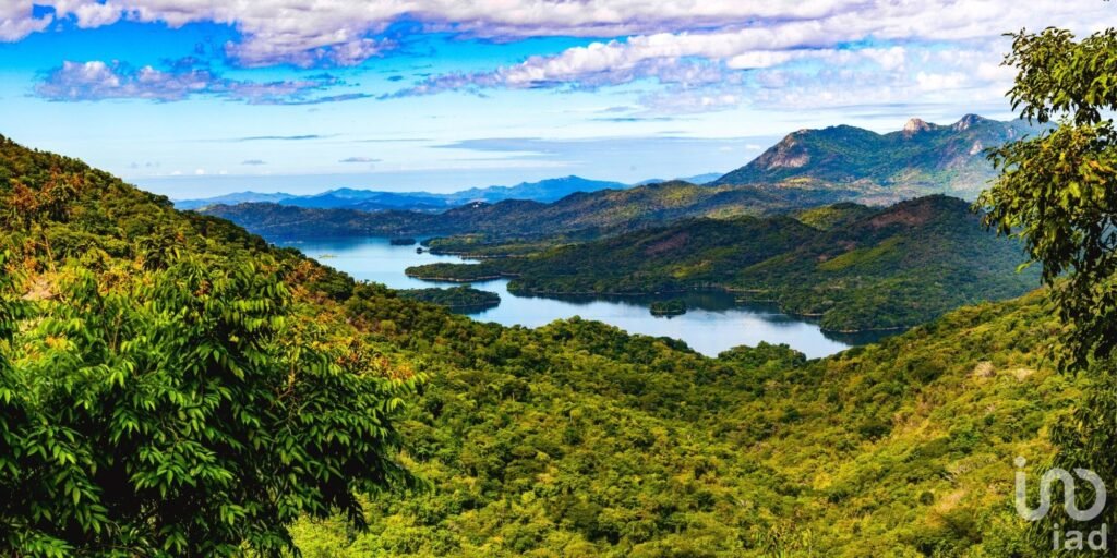 TERRENO EN VENTA  RESERVA ECOLOGICA CAJON DE PEÑAS TOMATLAN JALISCO COSTA ALEGRE