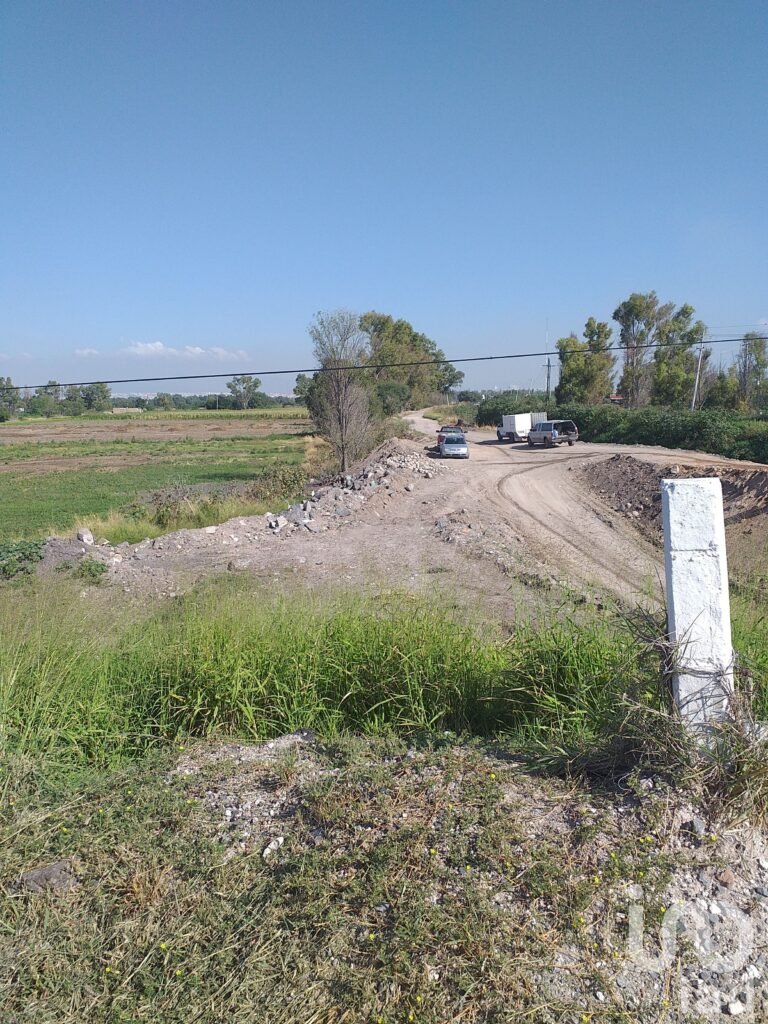 Terreno en venta sobre carretera cuota a Celaya, Corregidora, Querétaro