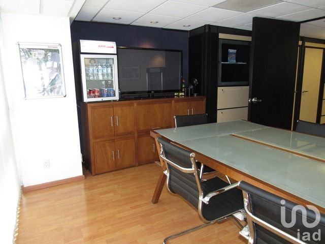 Oficina en venta para inversión en Bosque de las Lomas, Miguel Hidalgo