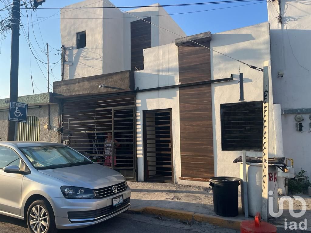 Casa en venta en San Nicolás de los Garza, Nuevo León.