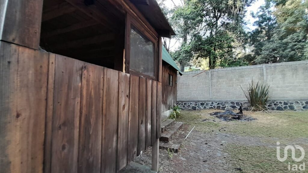 Terreno en Venta 1570m2 en Huitzilac Morelos $950,000