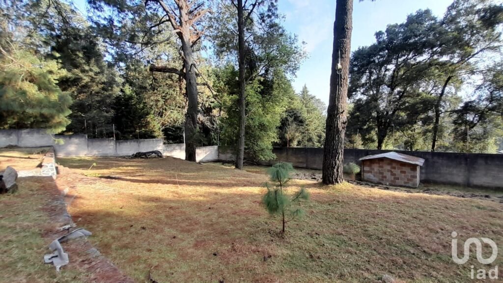 Terreno en Venta 1570m2 en Huitzilac Morelos $950,000