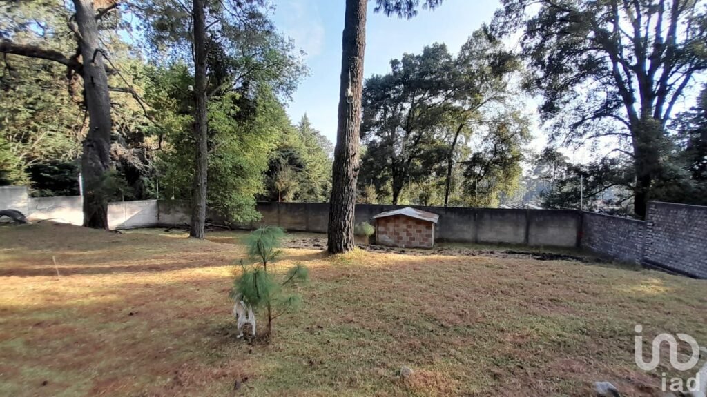 Terreno en Venta 1570m2 en Huitzilac Morelos $950,000