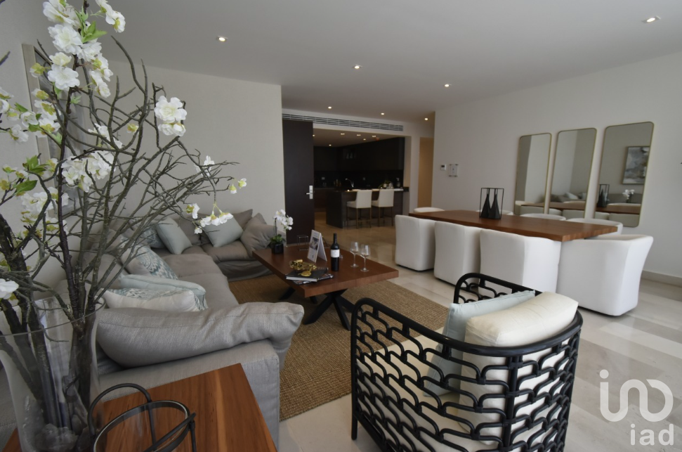 Departamento en venta  con vista al mar ubicado en Puerto Cancún, Quintana Roo