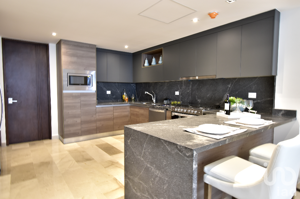 Departamento en venta  con vista al mar ubicado en Puerto Cancún, Quintana Roo