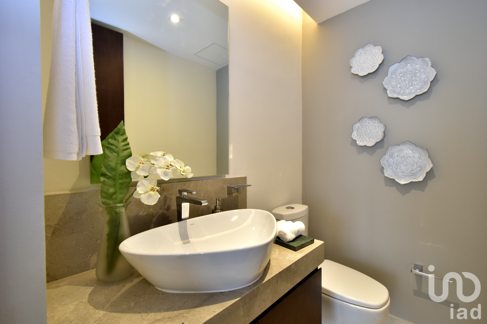 Departamento en venta  con vista al mar ubicado en Puerto Cancún, Quintana Roo