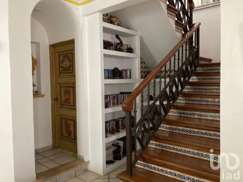 Casa en Venta con Alberca y Jardín en Zona Norte de Cuernavaca.