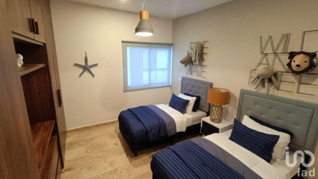 Casa de Lujo en Residencial Arbolada con Alberca