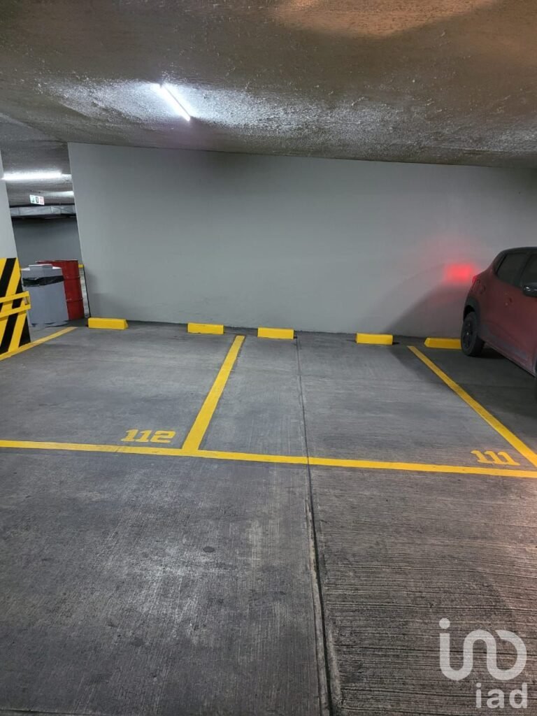 OFICINA EN RENTA EN BOSQUE DE LAS LOMAS, MIGUEL HIDALGO, CDMX