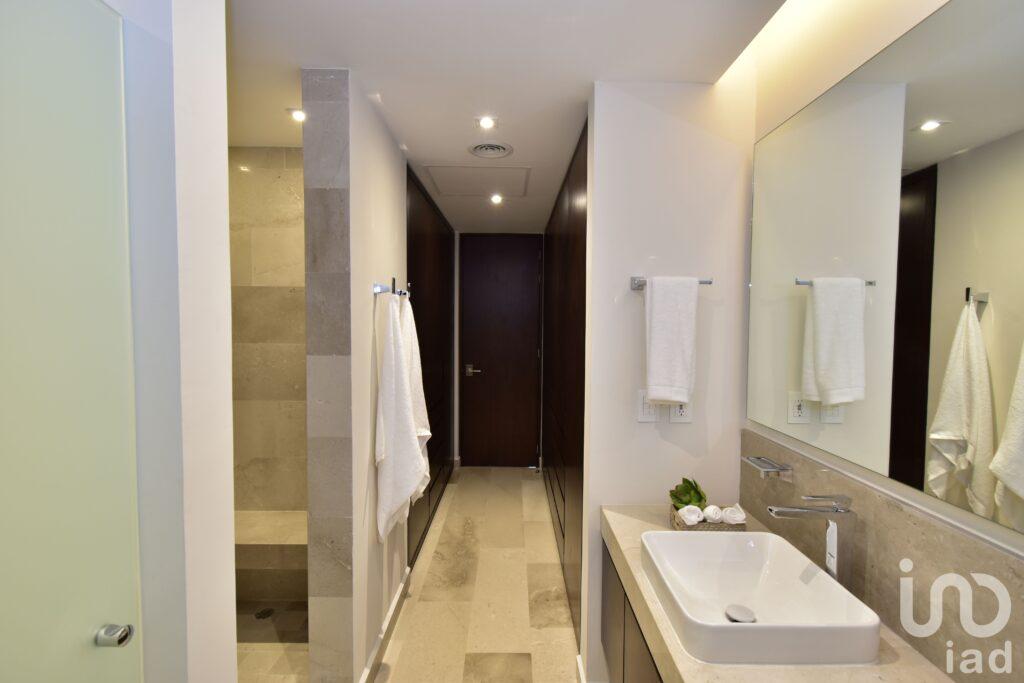 Departamento de Lujo en Venta en Puerto Cancún Quintana Roo