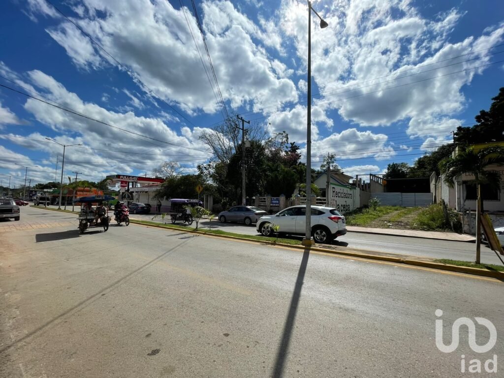 TERRENO EN AVENIDA PRINCIPAL EN JOSE MARIA MORELOS, QUINTANA ROO