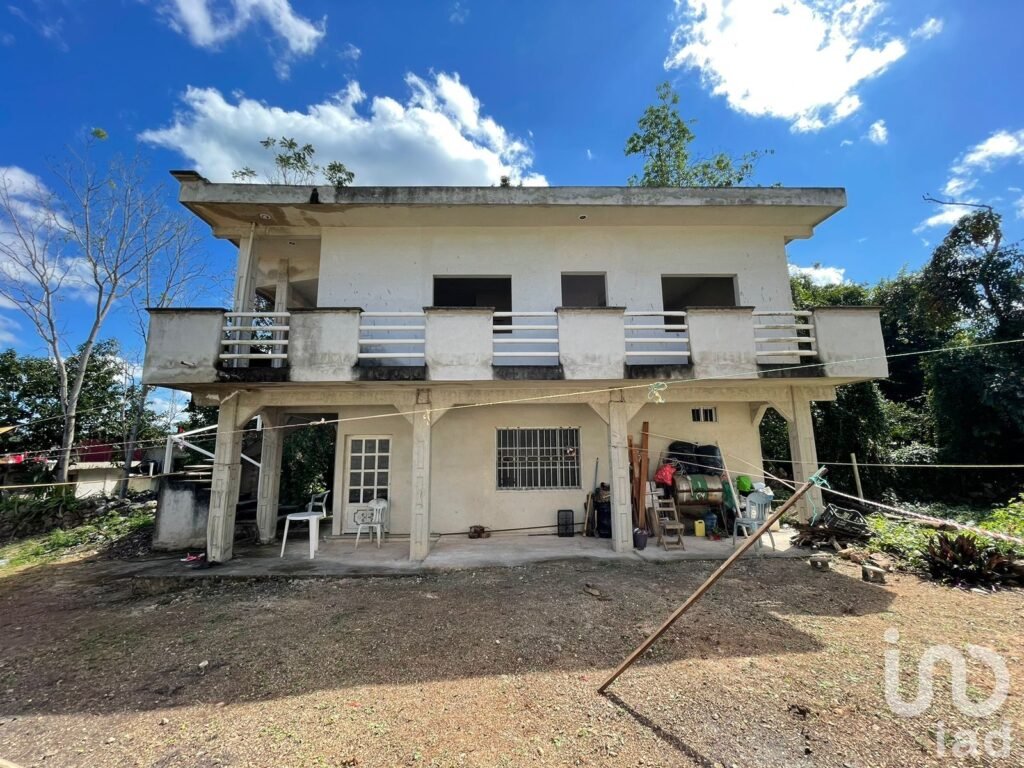 TERRENO EN AVENIDA PRINCIPAL EN JOSE MARIA MORELOS, QUINTANA ROO