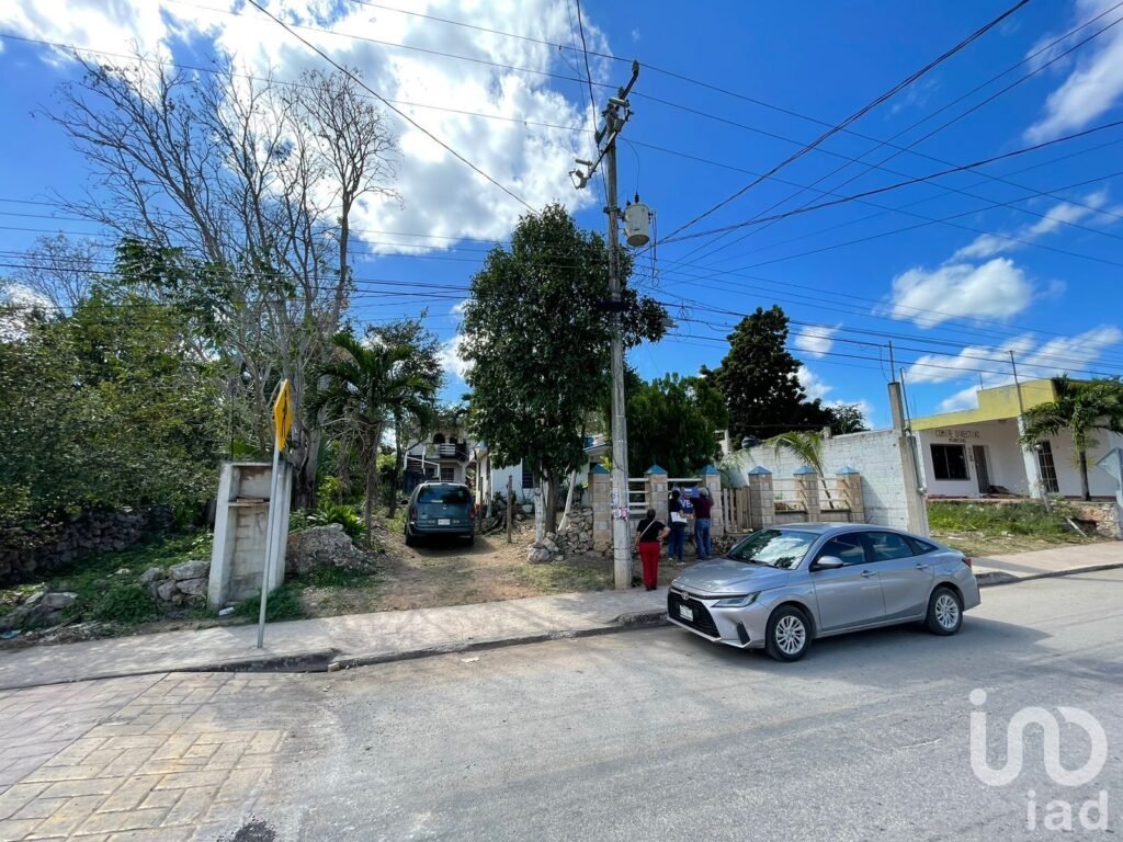 TERRENO EN AVENIDA PRINCIPAL EN JOSE MARIA MORELOS, QUINTANA ROO