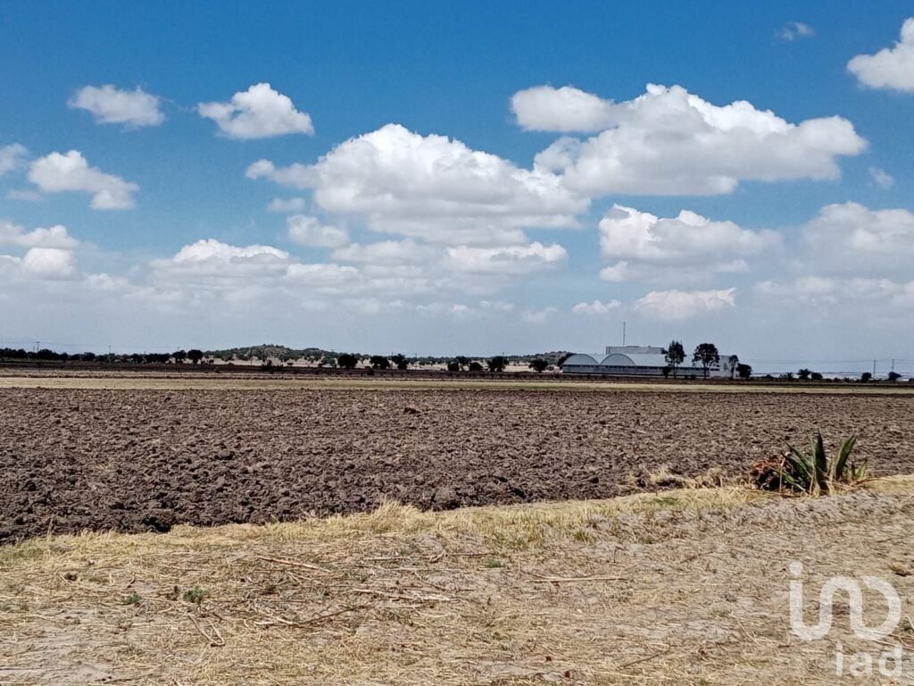 Terrenos Ejidales en Venta, atrás de Haciendas Tizayuca y Cerro de la Cruz, Uso Hab. e Industrial