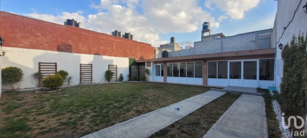 Se renta local, comercial o salón de fiestas en San Cayetano, Pachuca, Hidalgo