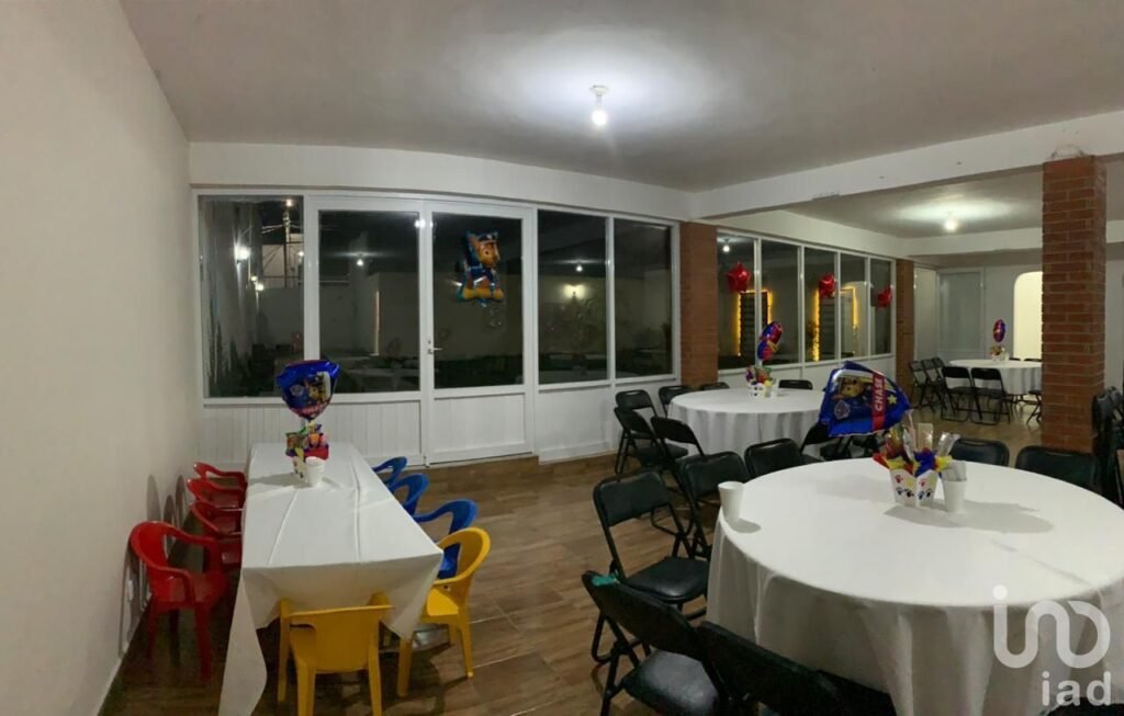 Se renta local, comercial o salón de fiestas en San Cayetano, Pachuca, Hidalgo