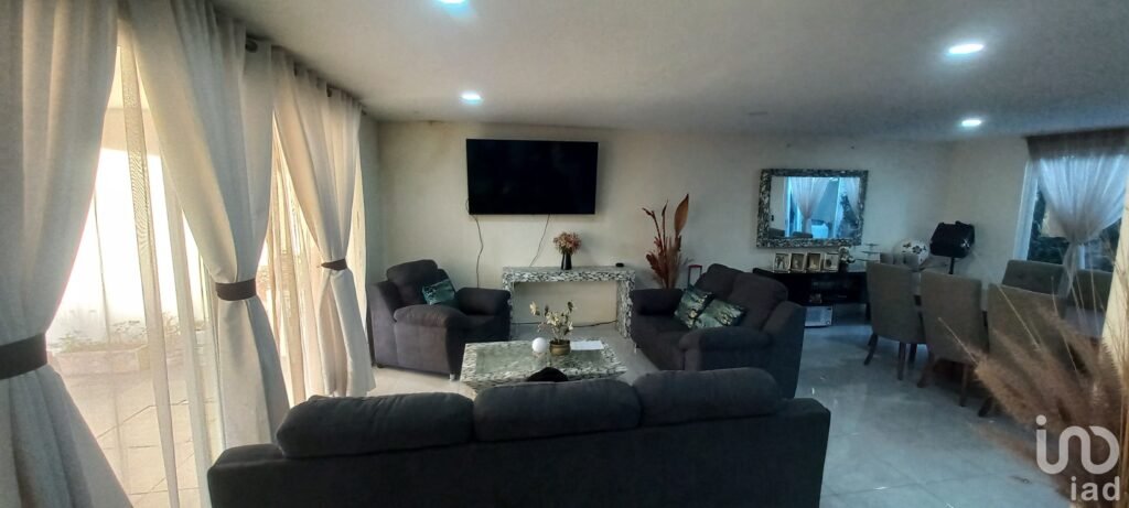 VENTA DE CASA EN RESIDENCIAL EL MIRADOR, SAN PABLO AHUATEMPA, SANTA ISABEL CHOLULA, PUEBLA