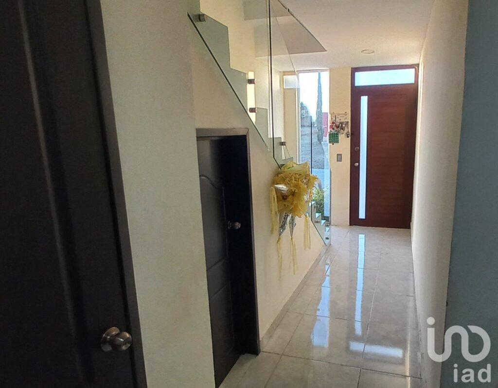 VENTA DE CASA EN RESIDENCIAL EL MIRADOR, SAN PABLO AHUATEMPA, SANTA ISABEL CHOLULA, PUEBLA