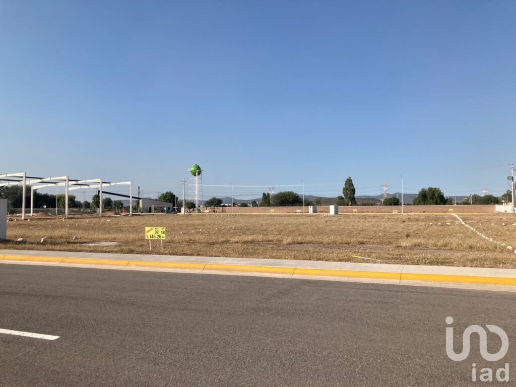 TERRENO EN VENTA CLUSTER INDUSTRIAL LOGISTIC NOVOTECH AEROPUERTO QRO.