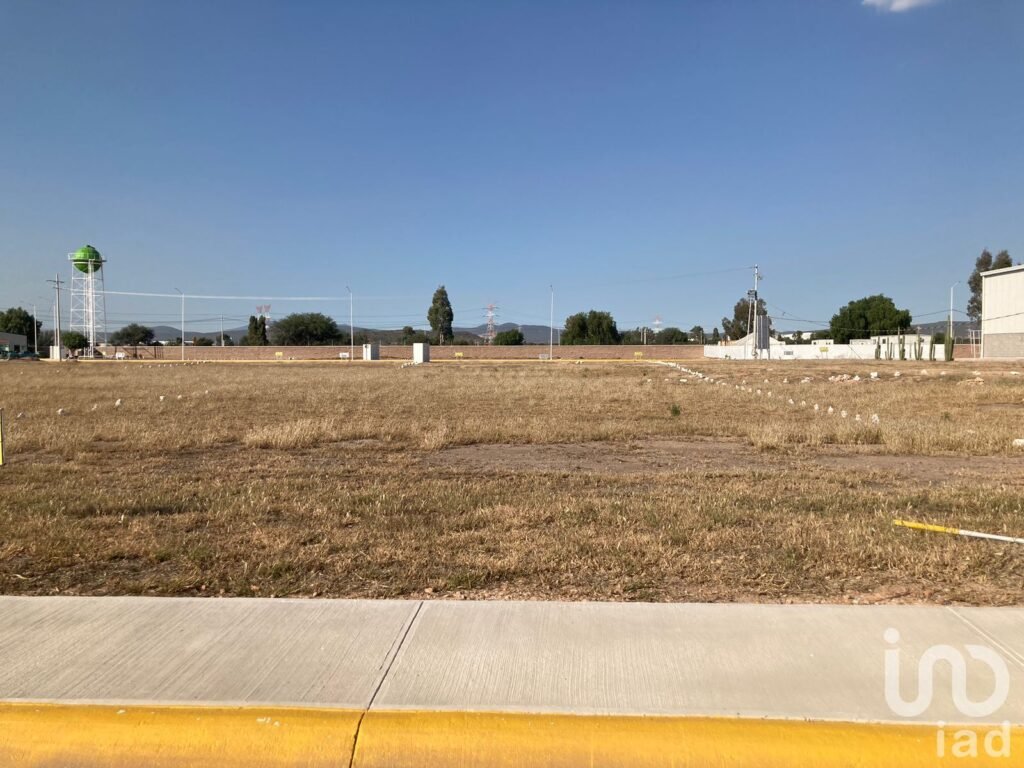 TERRENO EN VENTA CLUSTER INDUSTRIAL LOGISTIC NOVOTECH AEROPUERTO QRO.