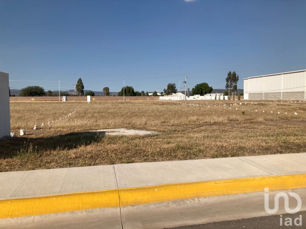 TERRENO EN VENTA CLUSTER INDUSTRIAL LOGISTIC NOVOTECH AEROPUERTO QRO.