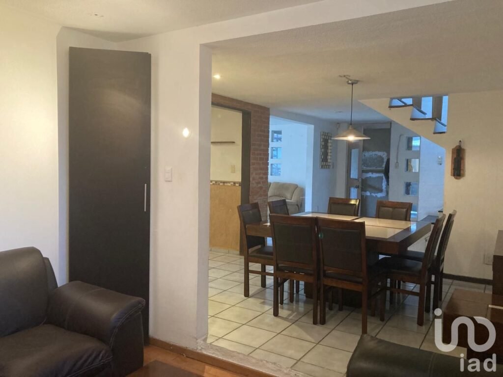 CASA EN VENTA CALLE VILLAS DEL BATÁN FRACCIONAMIENTO VILLAS CAMPESTRE CORREGIDORA