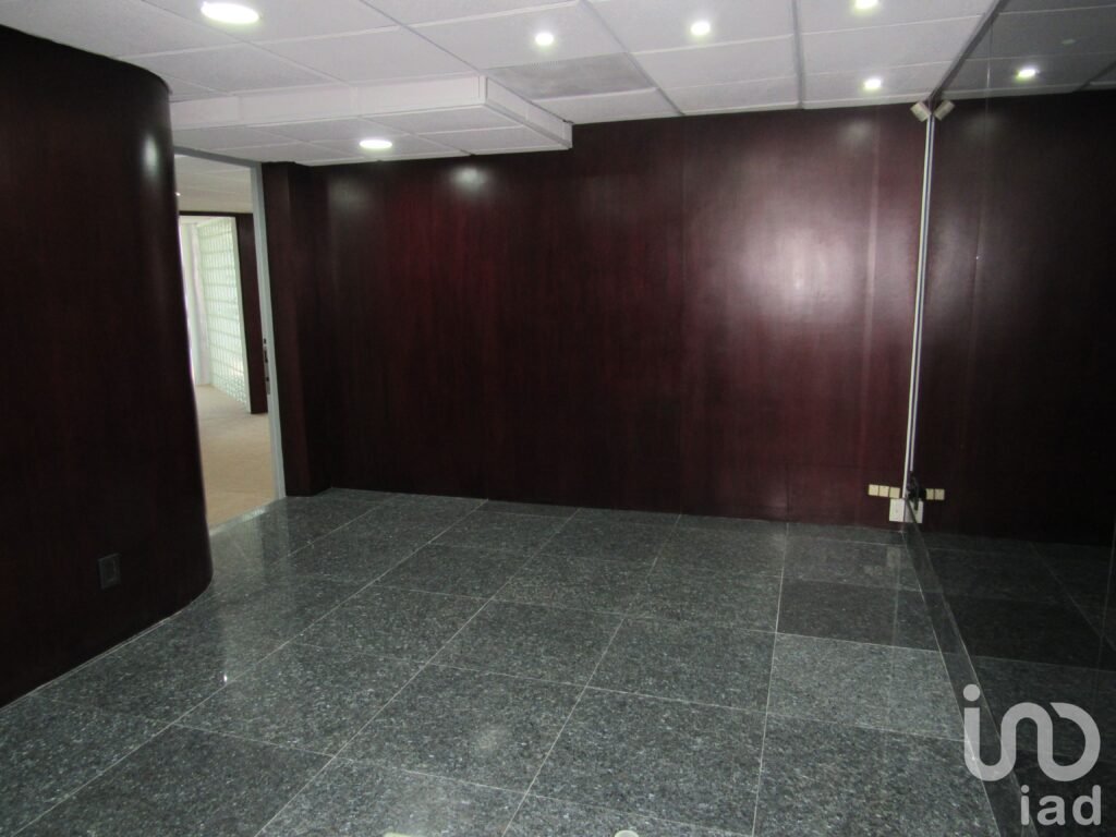 OFICINA EN RENTA EN BOSQUE DE LAS LOMAS, MIGUEL HIDALGO, CDMX