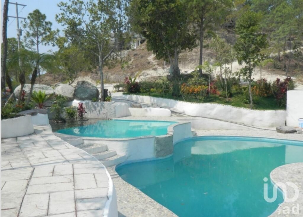 CASA EN VENTA EN RESIDENCIAL AGUA DE OBISPO ZONA ECOLOGICA EN CARRETERA FEDERAL 38 CHILP ACA