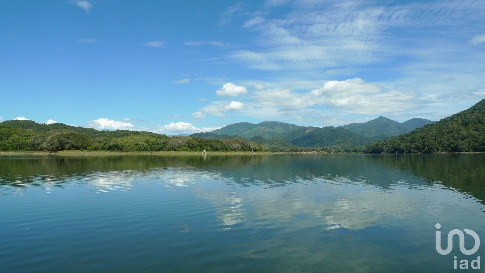 Terreno en Venta Presa Cajón de Peña (La Presa), en Tomatlán, Jalisco.