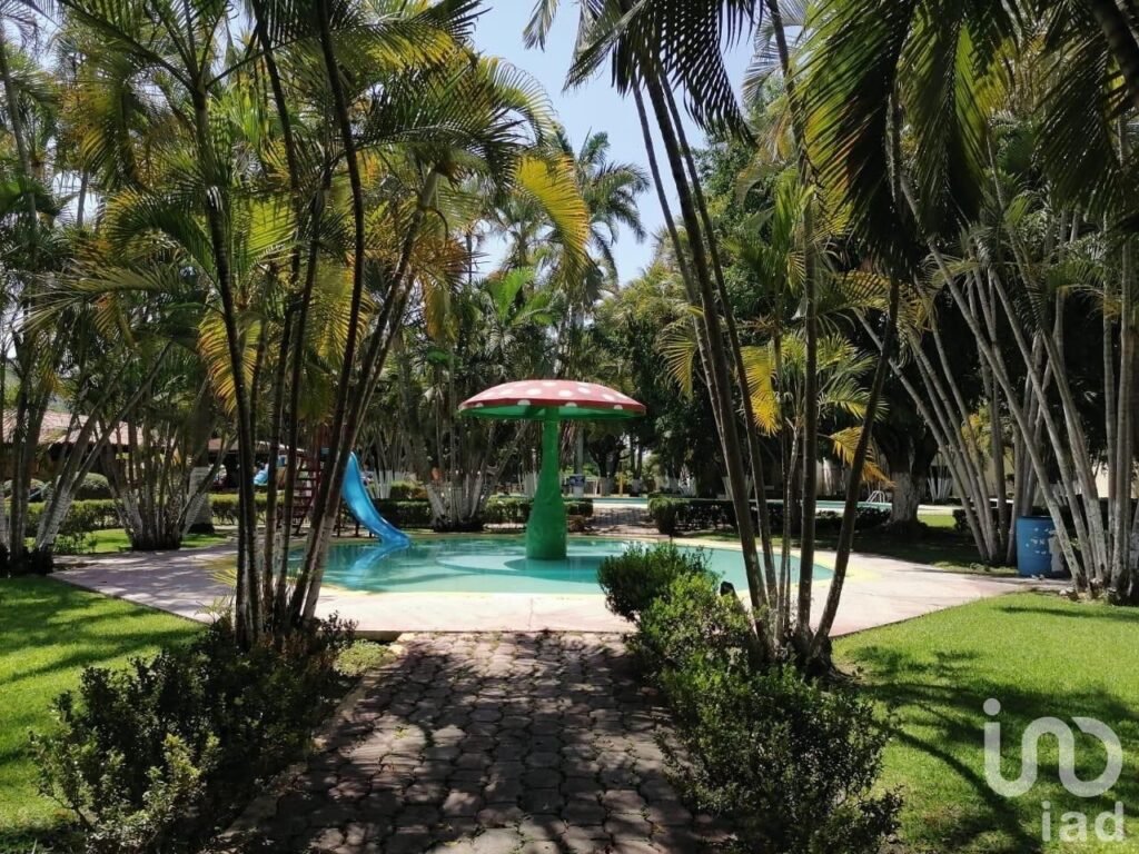 BALNEARIO A POCOS MINUTOS DE LA AUTOPISTA DEL SOL