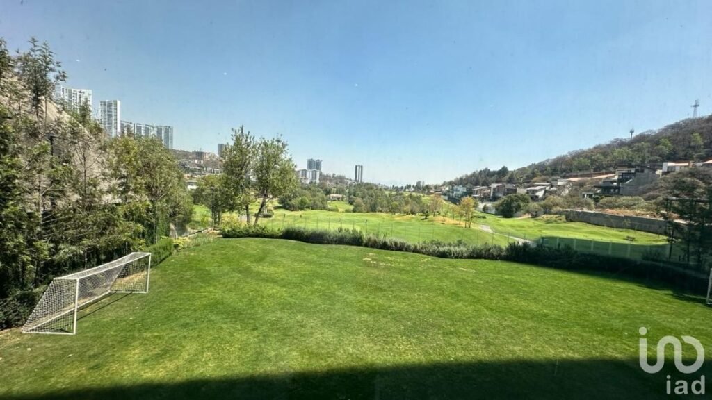 Se Vende Amueblado LUJOSO DEPARTAMENTO En BOSQUE REAL , Huixquilucan, Estado de Mexico