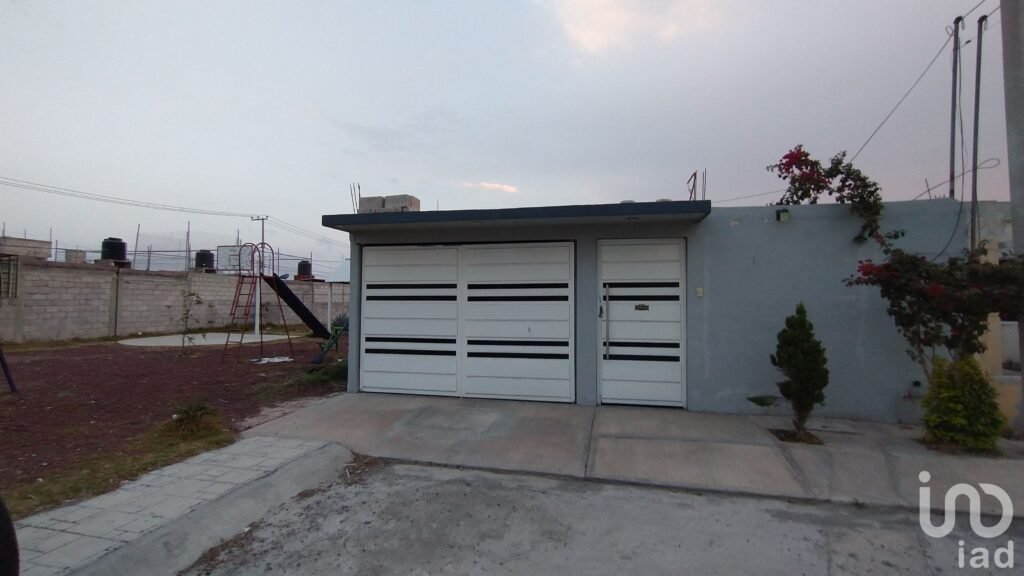 CASA  AL SUR DE PACHUCA SALIDA CARRETERA MÉXICO PACHUCA