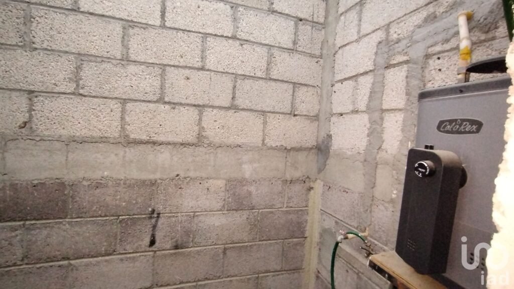 CASA  AL SUR DE PACHUCA SALIDA CARRETERA MÉXICO PACHUCA