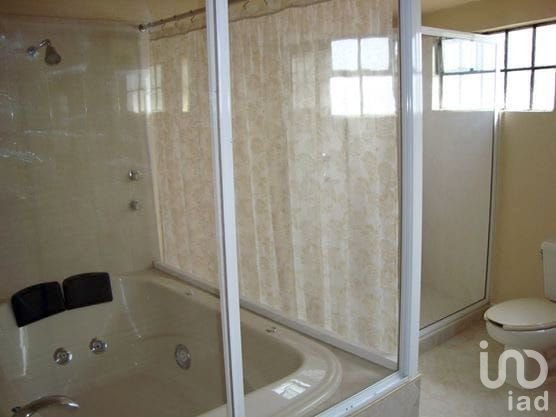 Casa en Venta en de Nepantla de Sor Juana Inés de la Cruz, en Tepetlixpa, México