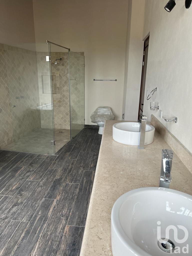 CASA EN VENTA EN RESIDENCIAL MALANQUIN LA MESA (CLUB DE GOLF) SAN MIGUE DE ALLENDE, GUANAJUATO