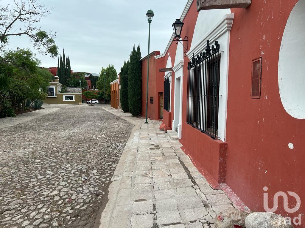 CASA EN VENTA EN RESIDENCIAL MALANQUIN LA MESA (CLUB DE GOLF) SAN MIGUE DE ALLENDE, GUANAJUATO