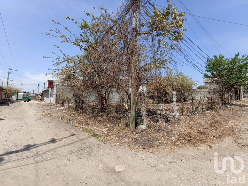 Terreno en Venta, atrás de CIVAC, Santa Catarina, Tepoztlán.