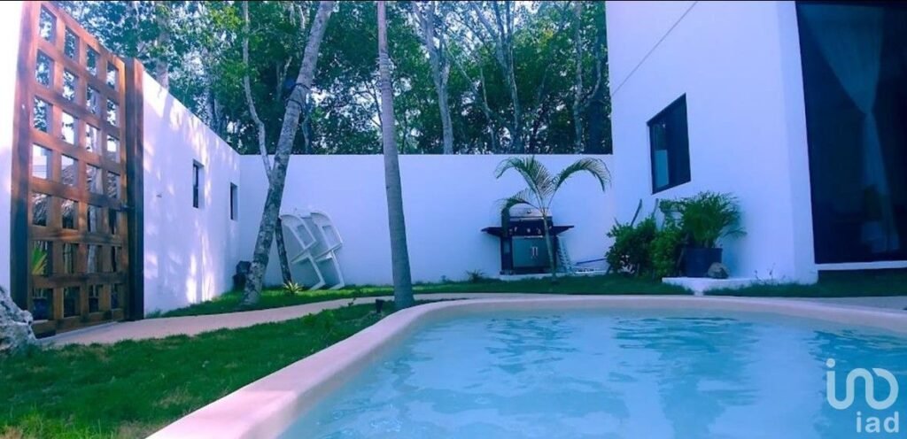 Últimos Townhouses en bonito fraccionamiento en corazón de Tulum!