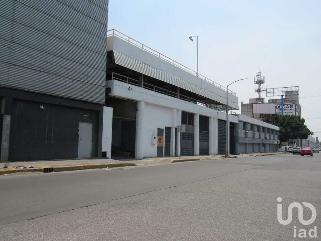 TERRENO COMERCIAL CABEZA DE MANZANA, VENTA, COL. INDUSTRIAL NAUCALPAN