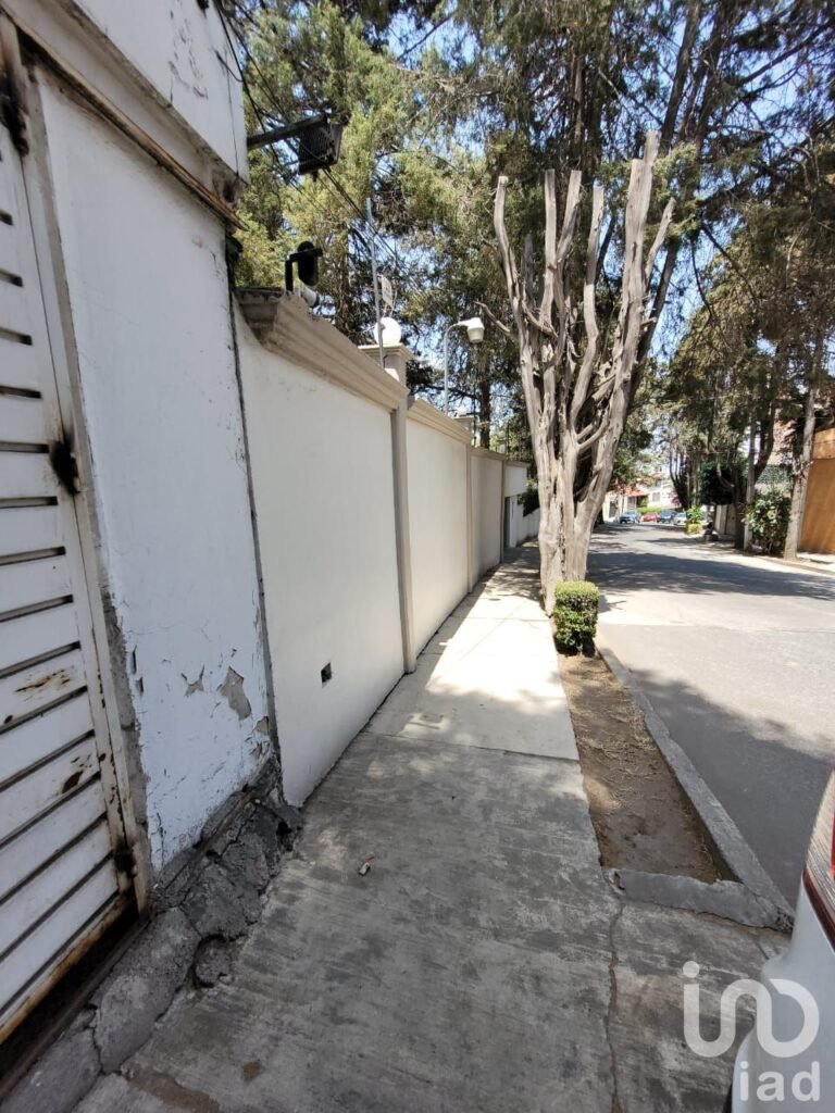 TERRENO EN VENTA PARA DESARROLLADORES EN LOMAS DE TECAMACHALCO, HUIXQUILUCAN