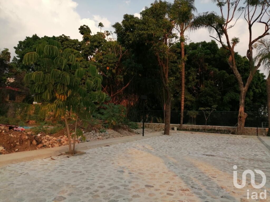 Oportunidad Venta de Terreno en privada, Lomas de la Selva, Cuernavaca Morelos