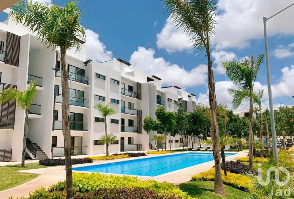 Departamento en RENTA Residencial Lirios Amueblado