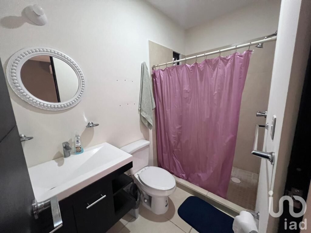 Departamento en RENTA Residencial Lirios Amueblado